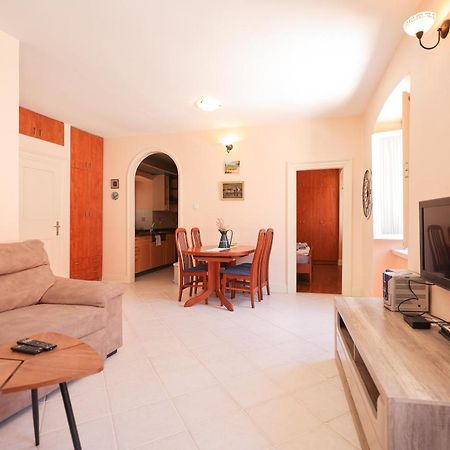 Two Bedroom Apartment In City Center Igor Zadar Exterior foto